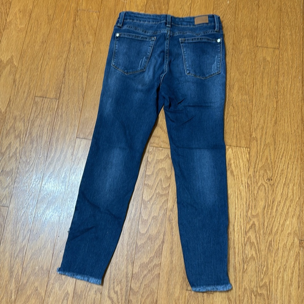 Judy Blum Distressed Jeans Size 28 View 6